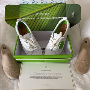 NWT in box Cariuma OCA Low Premium Leather White Sneakers